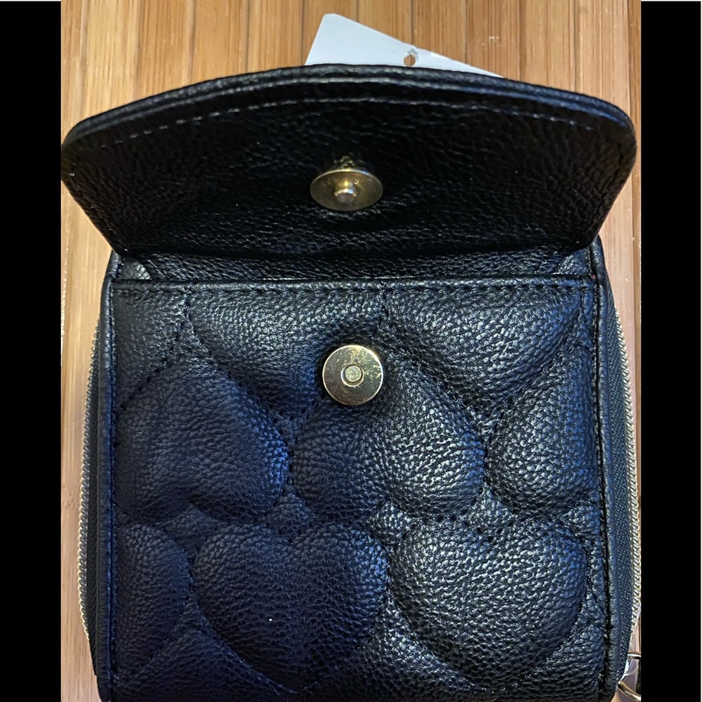 Betsey Johnson Wallet - Picture 5 of 5